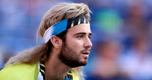 It seems that the long spiked hair worn during the late 80s was a wig or a weave. March 26 1995 The Day Andre Agassi Beat Pete Sampras To Win Miami Tennis Majors