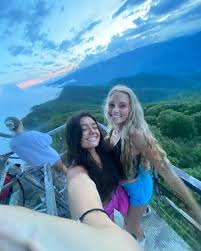 summer with these people. 🫶🏼🫶🏼