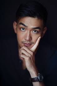 YanYuan (Short 2016)