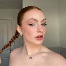 Amy Sharp (@amysharp2)