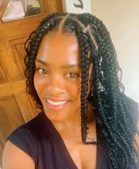 My mom said I'm beautiful. But so far nobody has loved my picture 🥹😓💔