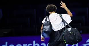 Fils reveals the extent of his injury: Doubt for the ATP Finals?
