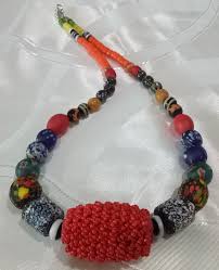Cara membuat minyak pemikat ini disertai dengan doa dan amalan yang harus anda lakukan. Rantai Leher Manik Kabo Mycraftshoppe Global Reach Local Identity