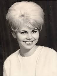 Carl Dill's Instagram, Twitter & Facebook