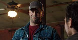 Ancien agent de la dea (brigade américaine des stupéfiants), phil broker se retire dans un coin tranquille de. Homefront Trailer Jason Statham Vs James Franco Wait What