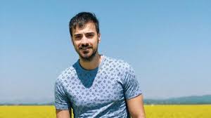 Jun 04, 2021 · amy smit, o femeie în vârstă de 27 de ani, a avut parte de o naștere cu surprize. Liviu Teodorescu A Implinit 27 De Ani Imagini Cu El Din CopilÄƒrie