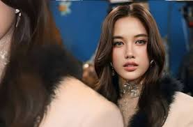 THAI and Major Cineplex Group Launch “THAI Smooth as Silk PREMIER CINEMA”  at ICON CINECONIC Mr. Sumeth Damrongchaitham, President of Thai Airways  International Public Company Limited (THAI), and Mr. Niti Pattanapakdee,  Chief