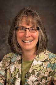 Former UW Nursing School Dean Posthumously Receives Excellence Award