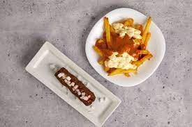 Frikandel Speciaal – Toines Kitchen