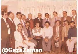 صورة عمرها اربعون عاما من اليمين وقوفا دكتور انطون شحيبر دكتور سيد بكر رحمه الله الثالث ثم دكتور محمود الزهار دكتور خيري ابو movie posters movies poster