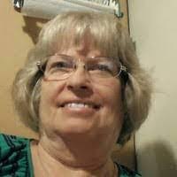 Elisa Wolgamott's Instagram, Twitter & Facebook