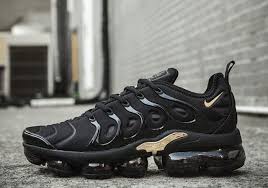 Nike Air Vapormax Plus Tn Black Gold Women S Men S Running Shoes Casual Sneakers Cheap Nike Air Max Gold Nike Shoes Nike Air Max
