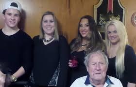 Remembering lifelong West Seattleite Earl M. Mickelson, 1925-2015