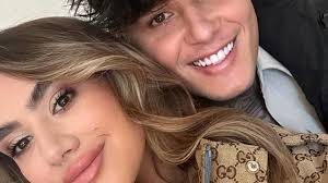 Unten aufgeschnitten": Lisa Straube berichtet von Geburt