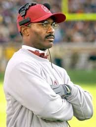 Huskies, Tyrone Willingham get ready to face Stanford