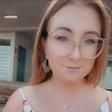 Is Fred the parrot male or female based