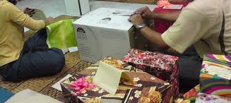 Namun untuk anda yang bingung untuk memberikan kado atau hadiah ulang tahun apa yang cocok untuk pacar cewek anda?. Hadiah Kahwin Unik Dan Penuh Makna Daripada Seorang Pakcik