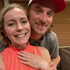 Lindsey Brink and Garrett Hale's Wedding Website