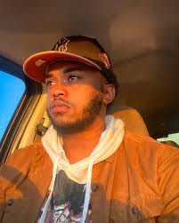 Ronald Robles (@ronaldrobless) • Instagram photos and videos