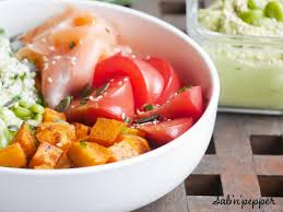 Poke Bowl Au Saumon Fume Et Semoule D Herbes Fraiches Sab N Pepper Recette Etre En Bonne Sante Recettes Minceur Saumon Fume