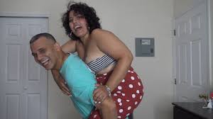 ROCK PAPER SCISSORS CHALLENGE WINNER GETS a PIGGYBACK RIDE - Pornhub.com