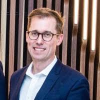 Andrew Lund's Instagram, Twitter & Facebook