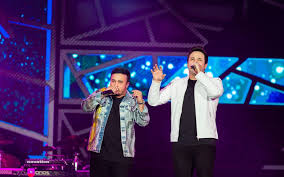 Morreu o cantor matheus da dupla musical lucas & matheus. Cantor Matheus Da Dupla Com Kauan Passa Mal E Internado E Show No Reveillon De Salvador E Cancelado Verao 2020 G1
