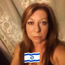 Is there a restaurant that you pick up seafood boils already cooked and  take them home with you? I got that impression by some comments. If so,  where do they do this