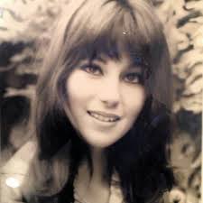 wow,almost didn't recognize her