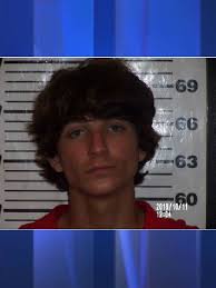 Police: Man hit female officer with vehicle in Morehead City