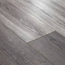 Mohawk Home Harmony Pine 10mm Thick Laminate Flooring With Splashdefense Technology 2mm Pad Attached In 2020 Laminate Flooring Mohawk Home Flooring