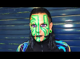 Jeff Hardy brings back the face paint