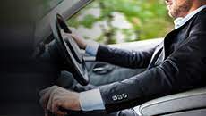 Conti di risparmio e soluzioni d'investimento personalizzate. Assicurazione Auto Private Banking Unicredit