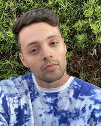 Jake Mager (@juicyjakethesnake) • Instagram photos and videos