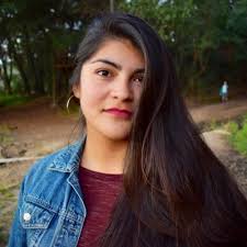 Maria Paz Diaz Silva (@Pashyulala)