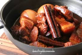 Hong Shao Rou (Red Braised Pork Belly) - Casually Peckish