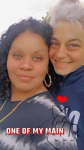 Tara Berry (@taraberry0)