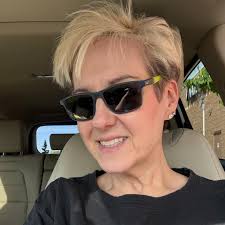 What are good hotels to stay in Savannah?