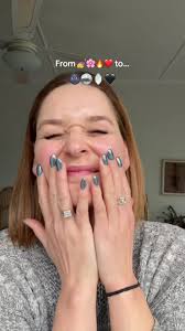 Nail Transition: From Acrylics to Natural Builder Gel