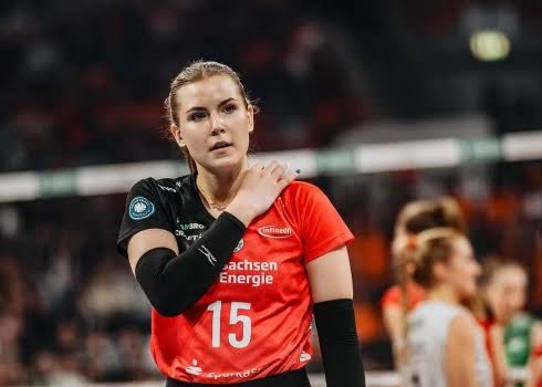 Kristaps Šmits un Marta Kamēlija Levinska aizvada sezonas raženākās spēles