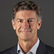 A prominent organizational leadership author