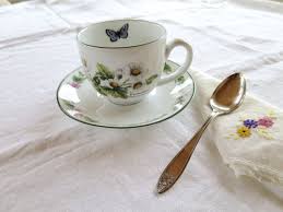 4 Royal Worcester Tea Cups Herbs Pattern Feverfew Thyme Green Border Butterfly 4 Cups Saucers Pink Green Blue China Hot Beverage Tea Cups Tea Pots Vintage Tea