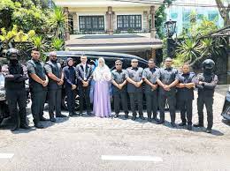 Dato siti nurhaliza jaga dia untukku. 7 Potret Rumah Siti Nurhaliza Di Malaysia Dijaga Belasan Ajudan