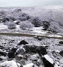 Se registró la primera nevada en la provincia de córdoba y fue en el cerro champaquí. Nevo En Las Sierras De Cordoba Y Tuvieron Que Cortar El Camino De Las Altas Cumbres