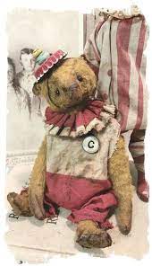 Jetzt bear einfach bei douglas bestellen und 2 gratisproben sichern! Sailor Bear Antique Style Petite 7 Old Clown Bear Pouty Face By Whendi S Bears Teddy Bear Doll Antique Teddy Bears Cuddly Teddy Bear