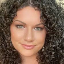 Heather Humble's Instagram, Twitter & Facebook