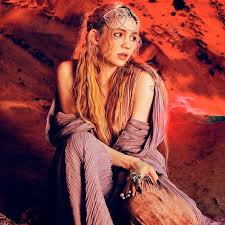 Grimes, whose real name is claire boucher, announced the auction on twitter a day before the collection went on sale. Grimes Photos 2 Of 1209 Last Fm In 2021 Grimes My Girl Charli Xcx