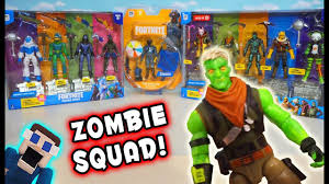 The squad mode core figure pack ($40) includes four figures, each with a weapon, building piece, and a harvesting tool. Fortnite Zombie Squads New Exclusive Squad Mode Gift Pack Unboxing Youtube