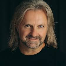 Rick Curtis's Instagram, Twitter & Facebook