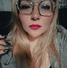 Ofelia Pinedo's Instagram, Twitter & Facebook